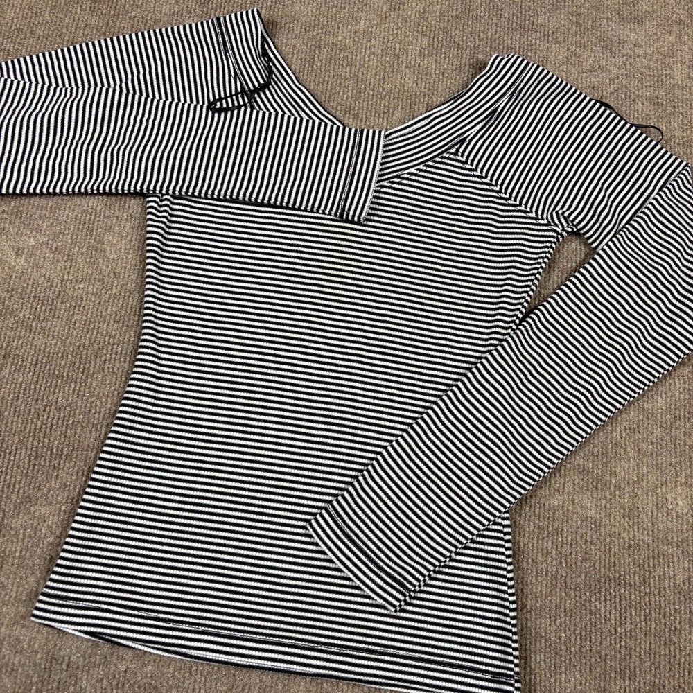 Urban Outfitters BDG Crop Top Women XS Black White Striped Off The Shoulder Neck